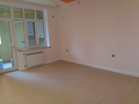 3 otaqlı mənzil, 187 m², 8 Noyabr: 410 000 ₼ 3