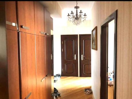 Kirayə 2 otaqlı mənzil, 80 m², İnşaatçılar: 700 ₼/ay 3