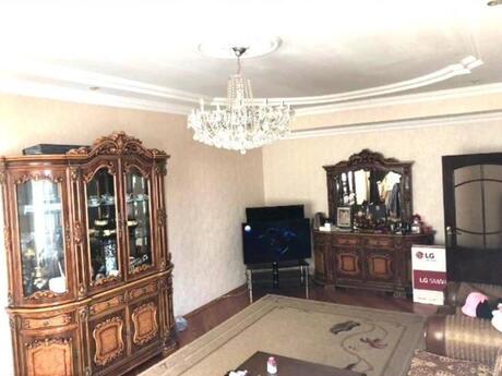 Kirayə 2 otaqlı mənzil, 80 m², İnşaatçılar: 700 ₼/ay 2