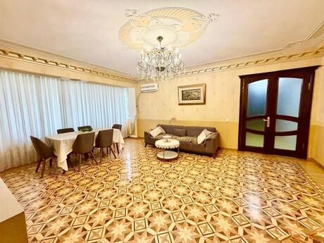 Elan №6426764 - Bakı, Elmlər Akademiyası m., 4 otaqlı, 120 m², 6/9 mərtəbə