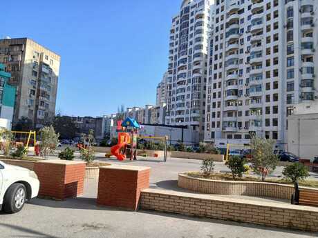 3 otaqlı mənzil, 167 m², 8 Noyabr: 460 000 ₼ 2