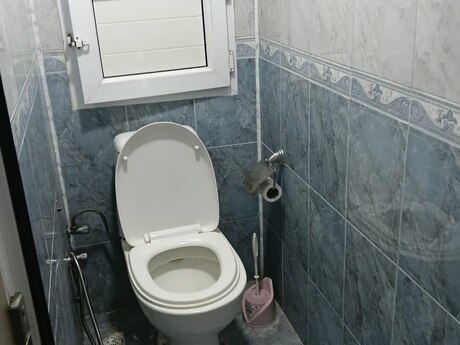 Kirayə 4 otaqlı mənzil, 110 m², İnşaatçılar: 200 ₼/ay 5