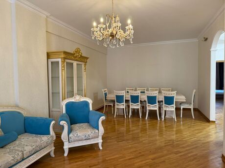 Kirayə 3 otaqlı mənzil, 140 m², Elmlər Akademiyası: 1 400 ₼/ay 2