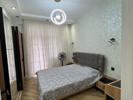 Kirayə 2 otaqlı mənzil, 90 m², İnşaatçılar: 749 ₼/ay 2
