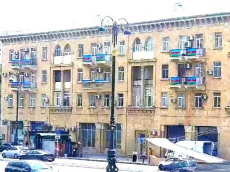 Elan №6426985 - Bakı, Nəriman Nərimanov m., 3 otaqlı, 80 m², 2/4 mərtəbə