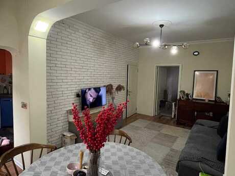 Elan №6427021 - Bakı, 20 Yanvar m., 2 otaqlı, 58 m², 3/5 mərtəbə