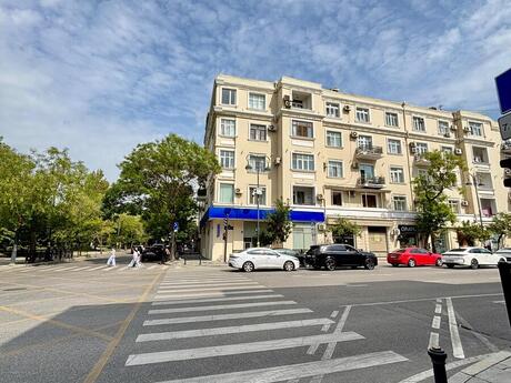 3 otaqlı mənzil, 85,7 m², Nəsimi: 300 000 ₼ 5