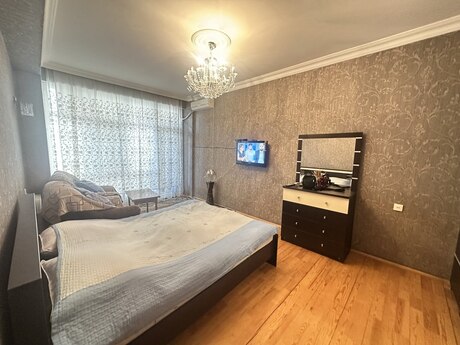 Kirayə 2 otaqlı mənzil, 100 m², 8 Noyabr: 730 ₼/ay 5