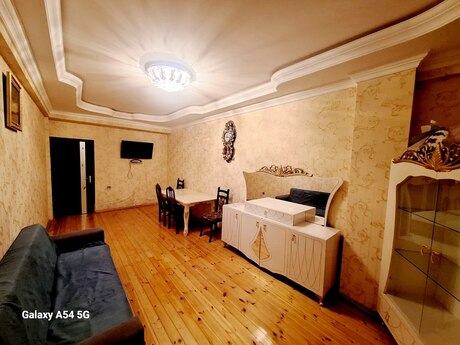 2 otaq · 92 m² · 3/12 mərtəbə, İnşaatçılar