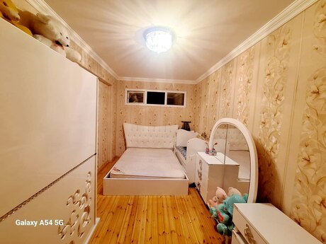 Kirayə 2 otaqlı mənzil, 92 m², İnşaatçılar: 700 ₼/ay 4