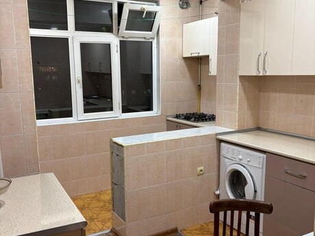 Kirayə 3 otaqlı mənzil, 90 m², Qara Qarayev: 800 ₼/ay 3