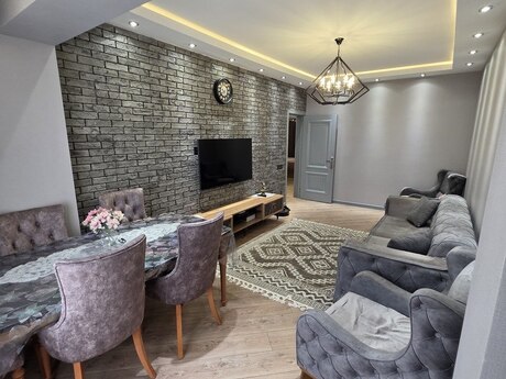 Аренда: 3-комнатная квартира, 100 м², Xalqlar Dostluğu: 700 ₼/мес 2