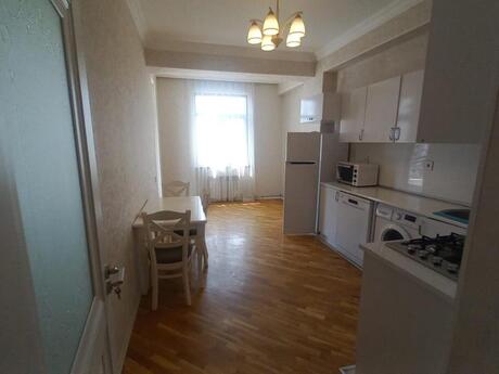 Kirayə 3 otaqlı mənzil, 115 m², Nəsimi: 1 100 ₼/ay 2