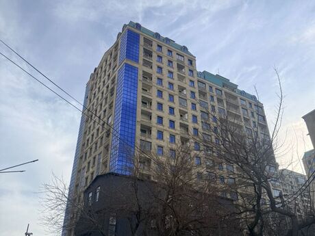 4 otaqlı mənzil, 203 m², Nəsimi: 629 000 ₼ 2