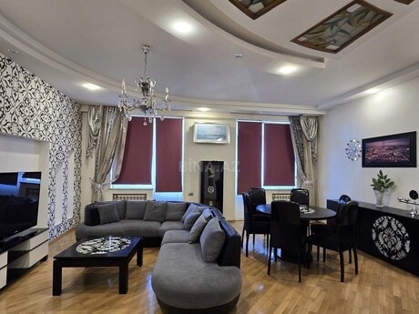 Kirayə 3 otaqlı mənzil, 150 m², Qara Qarayev: 1 200 ₼/ay 2