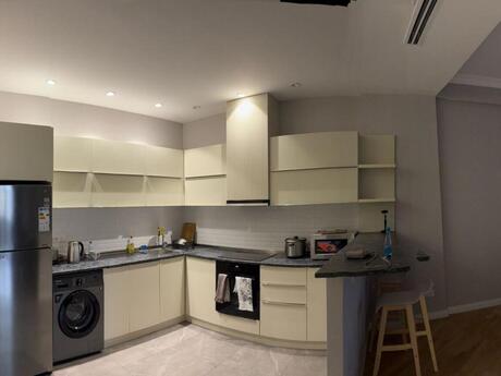 2 rooms · 60 m² · floor 11/17, İçəri Şəhər
