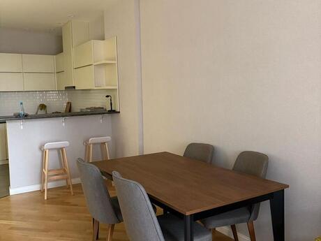Kirayə 2 otaqlı mənzil, 60 m², İçəri Şəhər: 1 300 ₼/ay 4