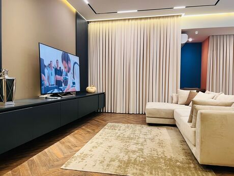 Kirayə 2 otaqlı mənzil, 100 m², Nizami: 2 000 ₼/ay 2