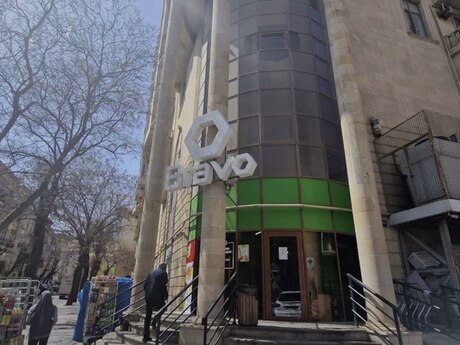 4 otaq · 205 m² · 8/12 mərtəbə, İçəri Şəhər