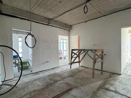 4 otaqlı mənzil, 220 m², Nizami: 830 000 ₼ 2