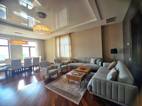 Kirayə 4 otaqlı mənzil, 300 m², Sahil: 5 000 ₼/ay 3