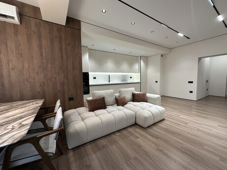 2 otaq · 85 m² · 10/16 mərtəbə, Bayıl
