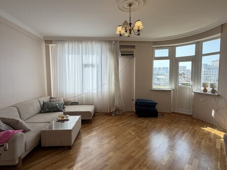 Elan №6427507 - Bakı, İnşaatçılar m., 4 otaqlı, 150 m², 7/17 mərtəbə