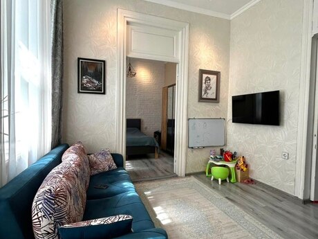 2-room apartment, 43 m², Nizami: 165 000 ₼ 5