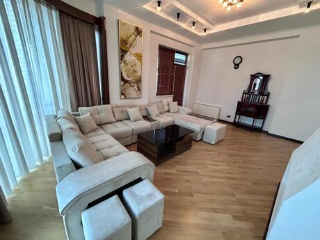 Kirayə 3 otaqlı mənzil, 140 m², 28 May: 2 200 ₼/ay 4