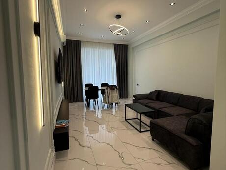 2-room apartment for rent, 70 m², İçəri Şəhər: 1 600 ₼/mo 2