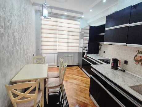 Kirayə 2 otaqlı mənzil, 100 m², Şah İsmayıl Xətai: 1 000 ₼/ay 5