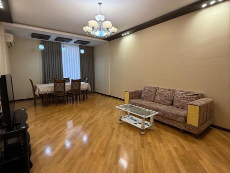 Elan №6427672 - Bakı, Nəriman Nərimanov m., 3 otaqlı, 150 m², 6/16 mərtəbə