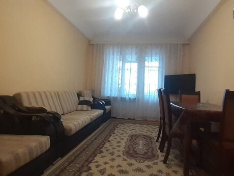 Elan №6427680 - Bakı, Elmlər Akademiyası m., 2 otaqlı, 65 m², 4/5 mərtəbə