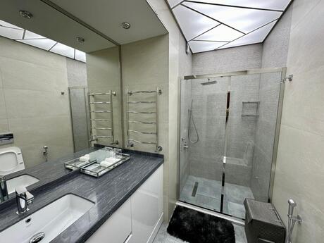 Kirayə 3 otaqlı mənzil, 110 m², Nizami: 2 200 ₼/ay 5