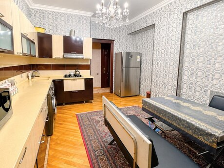 3 otaqlı mənzil, 150 m², Emerald Palace: 430 000 ₼ 3