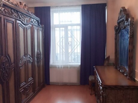 Kirayə 3 otaqlı mənzil, 135 m², Nəsimi: 800 ₼/ay 2