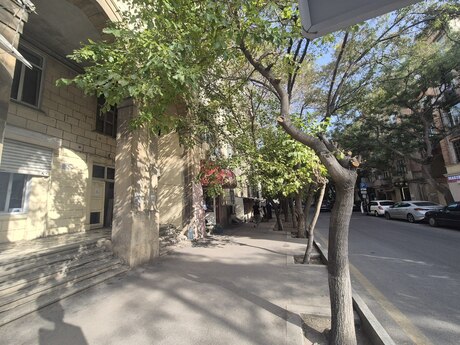 2 otaqlı mənzil, 45 m², Nəriman Nərimanov: 135 000 ₼ 2