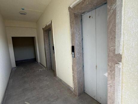 2-room apartment, 100 m², M.Ə.Rəsulzadə: 200 000 ₼ 4