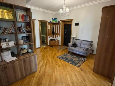3 otaqlı mənzil, 160 m², Elmlər Akademiyası: 450 000 ₼ 4
