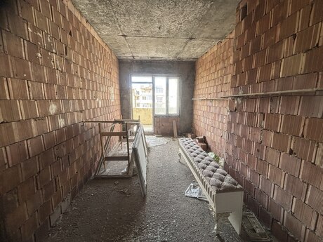 3 otaqlı mənzil, 102 m², 8 Noyabr: 230 000 ₼ 3