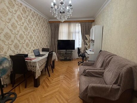 3 otaqlı mənzil, 90 m², İnşaatçılar: 197 000 ₼ 2