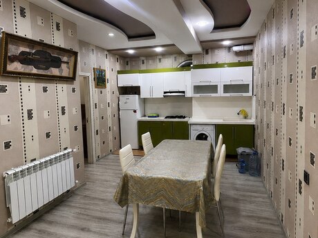 Kirayə 2 otaqlı mənzil, 100 m², Əhmədli: 650 ₼/ay 4