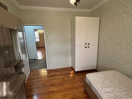 Kirayə 4 otaqlı mənzil, 100 m², Qara Qarayev: 800 ₼/ay 3