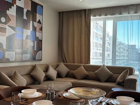3 rooms · 140 m² · floor 4/5, Sea Breeze