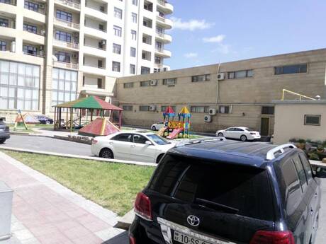 Kirayə 3 otaqlı mənzil, 145 m², 8 Noyabr: 1 100 ₼/ay 2