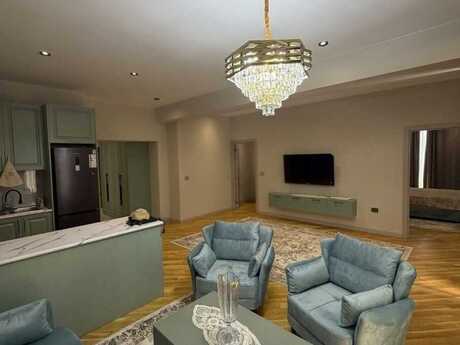 Elan №6428052 - Bakı, 28 May m., 4 otaqlı, 160 m², 16/17 mərtəbə