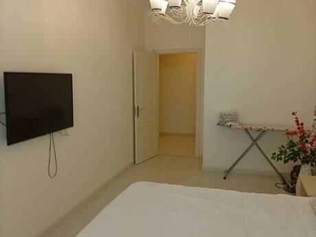 Kirayə 3 otaqlı mənzil, 110 m², Nizami: 2 000 ₼/ay 3