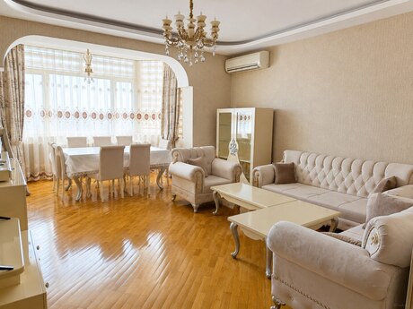 Объявление №6428083 - Баку, м. Иншаатчылар, 3-комн., 120 м², 22/23 этаж