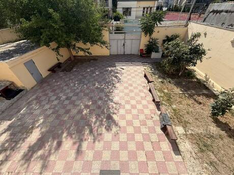 9 otaqlı həyət evi, 420 m², Badamdar: 630 000 ₼ 2