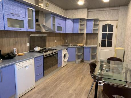 Elan №6428084 - Bakı, Nizami m., 3 otaqlı, 150 m², 5/12 mərtəbə